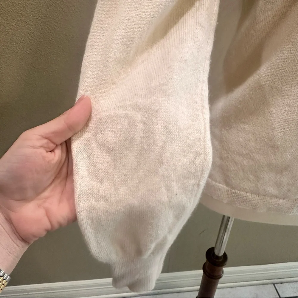 Women's Cream Turtleneck Sweater J. Crew 100% Cashmere Off White Small